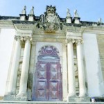 Redução do fluxo turístico na Biblioteca Joanina em Coimbra é “imperiosa”