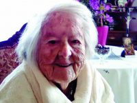 Gabriela celebrou 107 anos, sorridente e sem tomar medicamentos