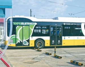 Luz verde para comprar 22 autocarros elétricos por 8,8 milhões
