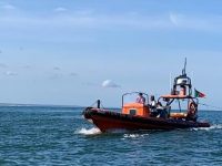 Buscas aos três tripulantes de embarcação desaparecida na Nazaré foram retomadas neste domingo