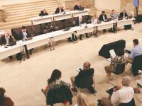 Câmara de Coimbra vai ceder terrenos a cooperativas de habitação